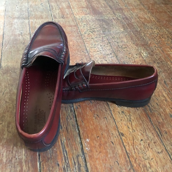 Bass & Co Weejuns - Picture 3 of 4